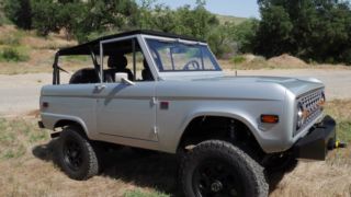 ICON New School BR #98 Restored And Modified Ford Bronco